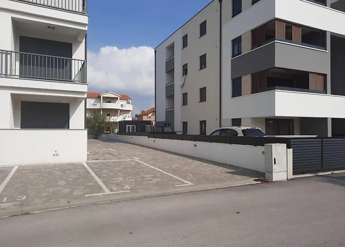 شقة With Parking Space - 22836 زادار